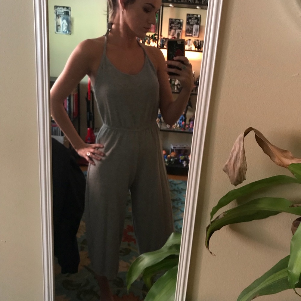 Ribbed grey jumpsuit!